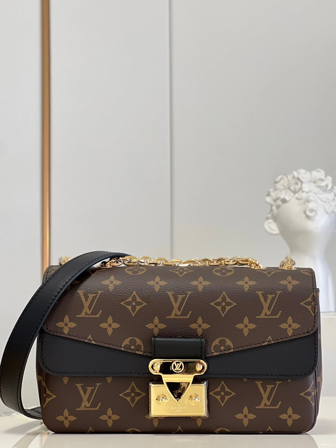 WIS VUITTON MARCEAU LOUIS 0121